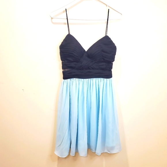 Hailey Logan by Adrianna Papell Short Cocktail Dress Size 5/6 - Picture 2 of 15